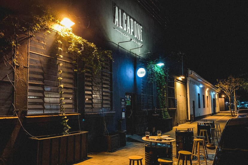 Alcapone Cervejaria Local